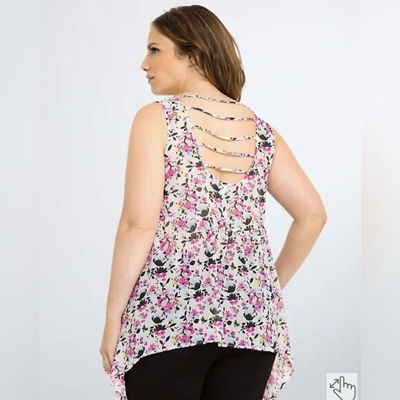 EUC Torrid Floral Chiffon Sleeveless Top - Pink & Black w/ Lattice Back - Size 0 - Picture 7 of 7